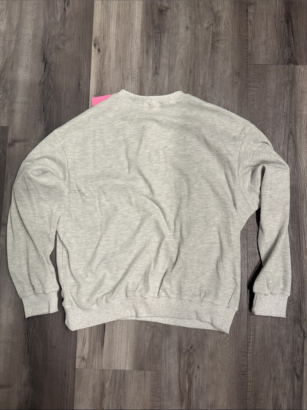 NWT Edikted Light Grey Waffle Henley - Picture 3 of 3